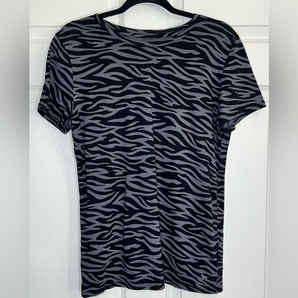 Victoria's Secret Pink Women's Zebra Print Short Sleeve T-Shirt - Size Large